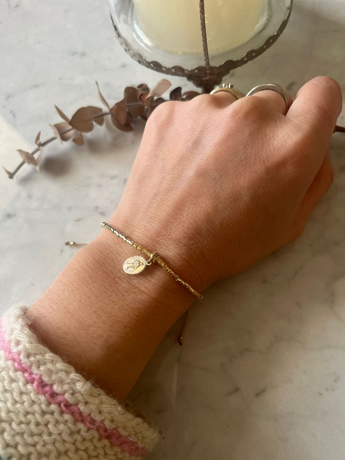 Pulsera de protección con Virgen de los Rayos y baño de oro 24K ✨💛🙏