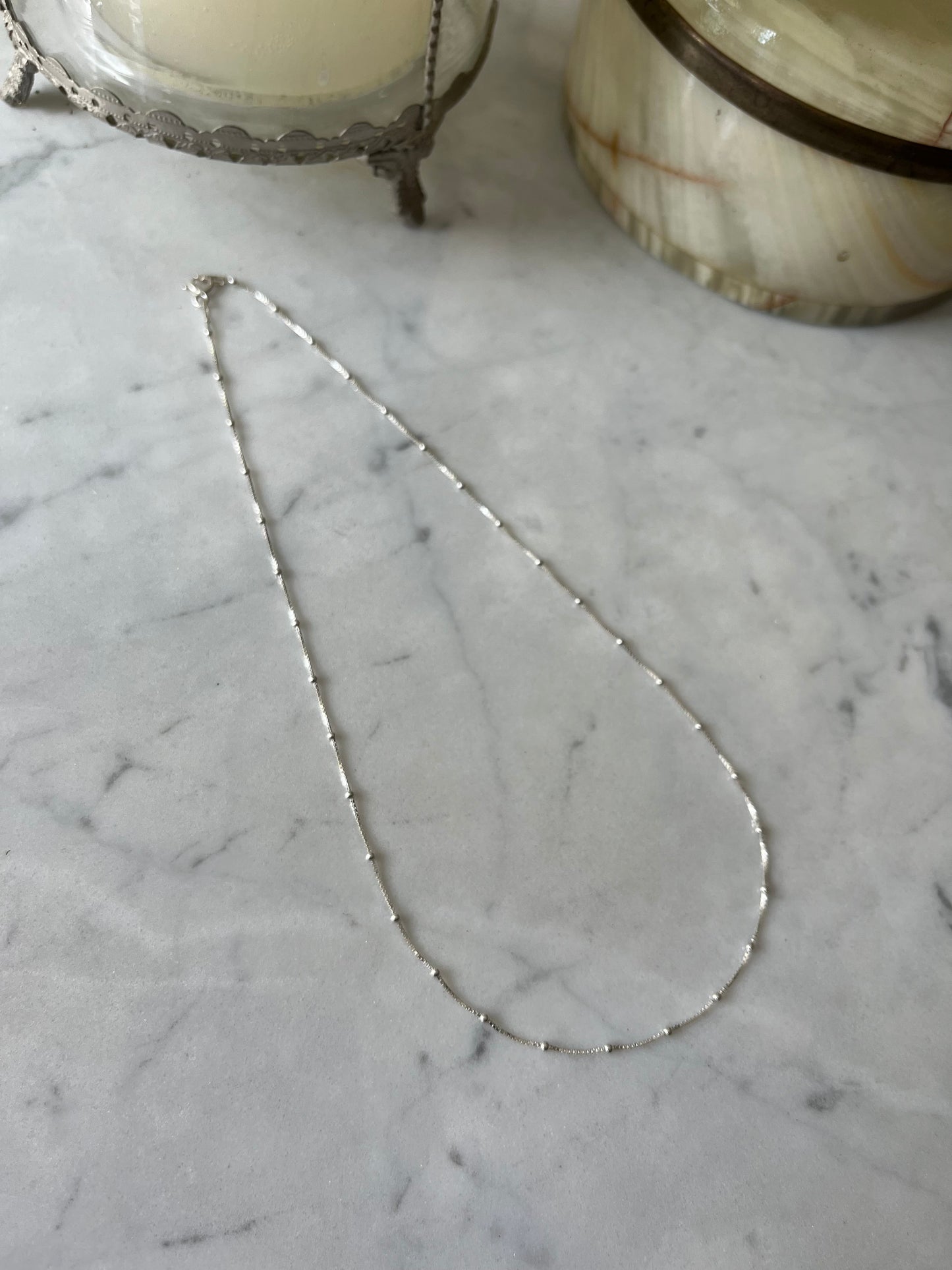 Cadena veneciana con bolitas 40cm