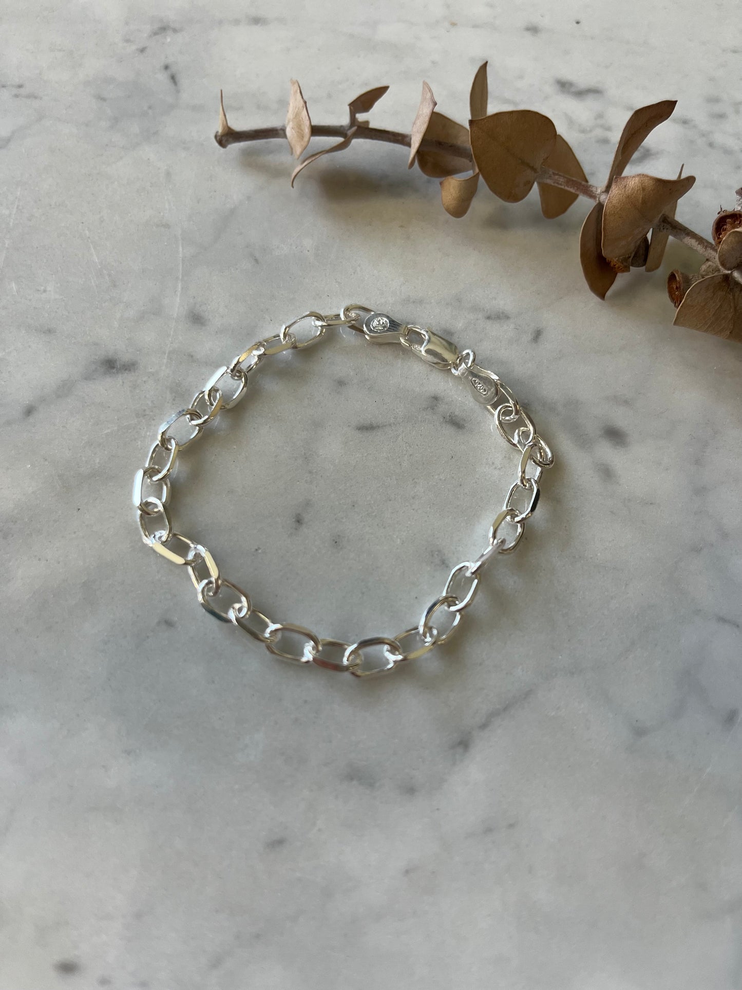 Pulsera limada plata