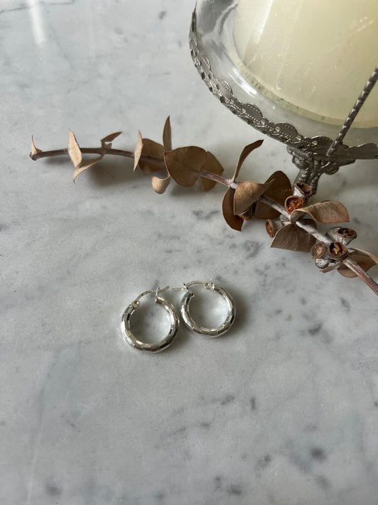 Aros de Plata, modelo argolla faceteada