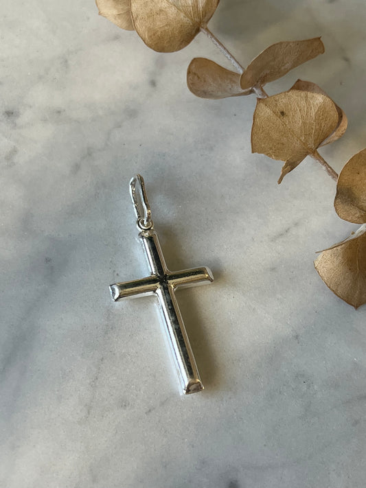 Cruz grande en plata