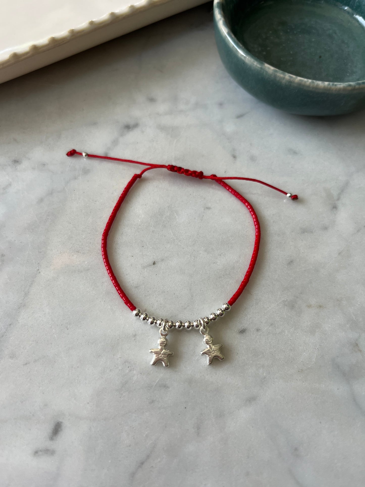 Pulsera hilo rojo Conexión Eterna Mamá e Hijos (2 niños)