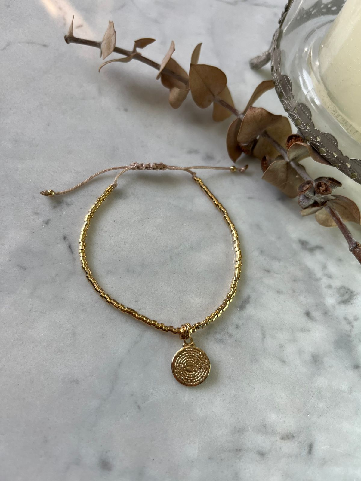 Pulsera dorada con medalla del Padre Nuestro ✨🙏