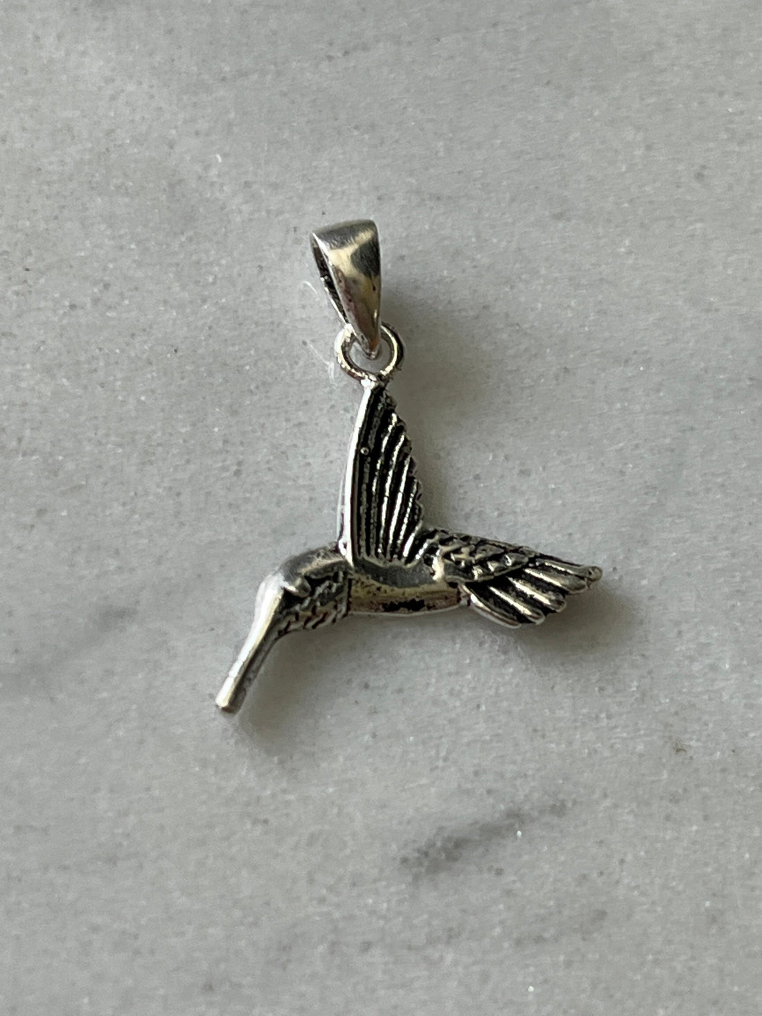 Dije colibrí de plata 925 hecho en Chile – Ana Diseño