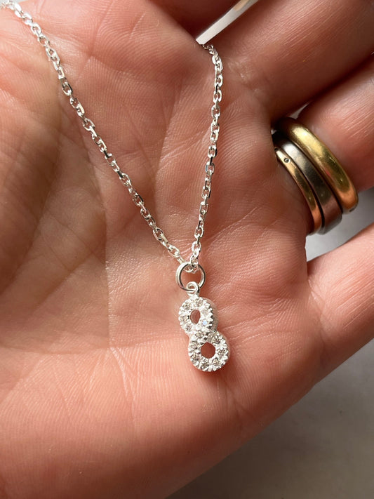 Dije infinito de plata con circones – Ana Diseño