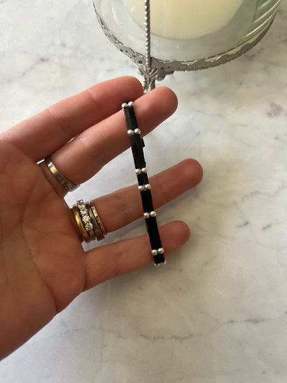 Pulsera Cristal Negro con Plata