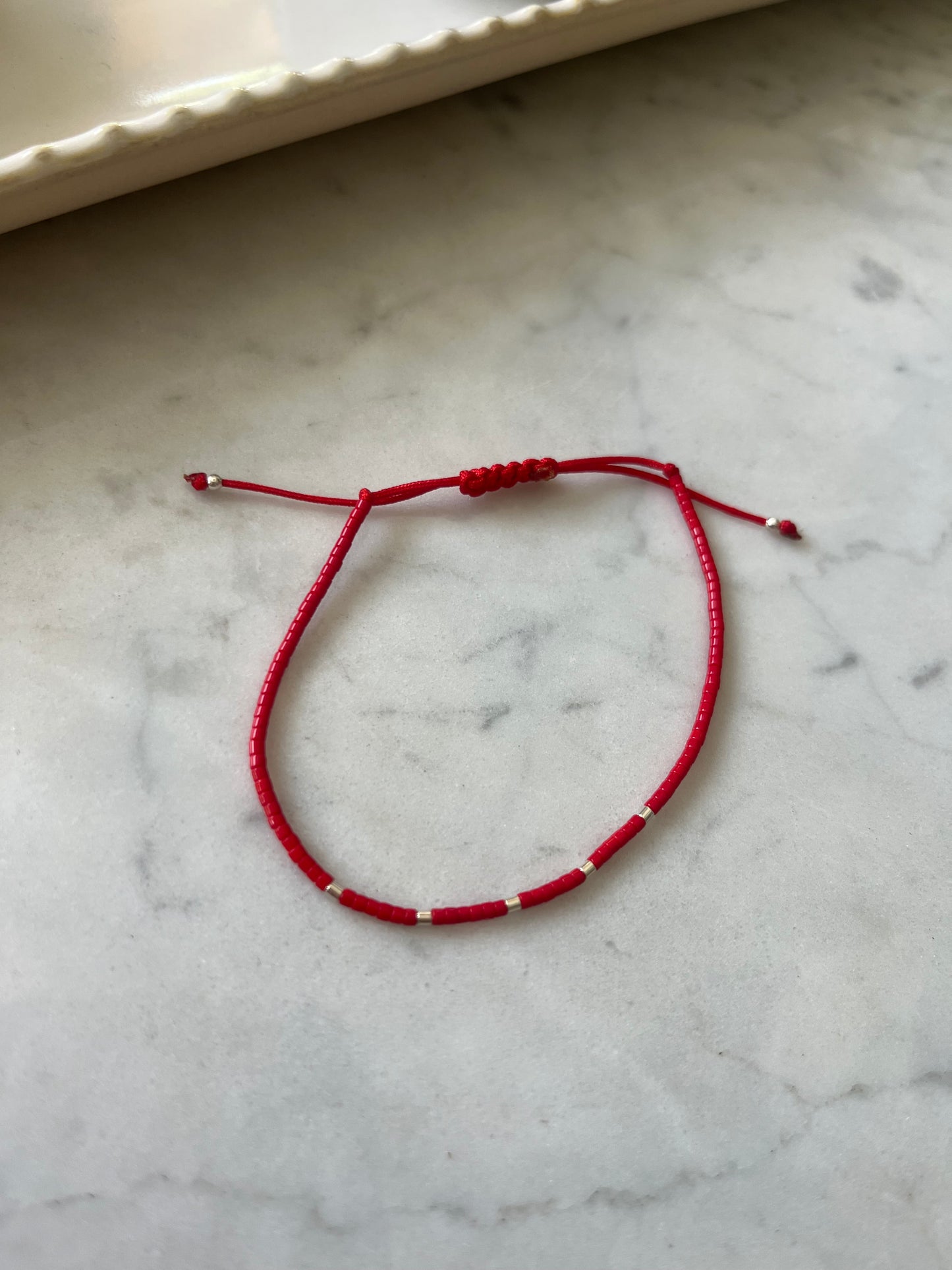 Pulsera Hilo Rojo Puro