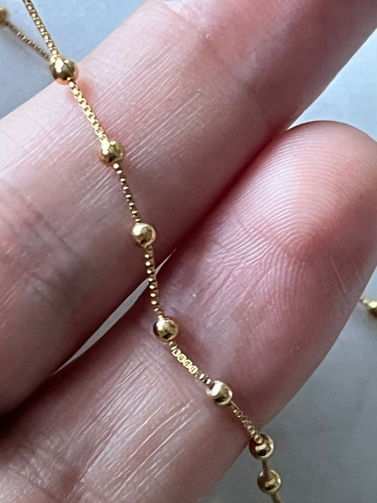 Cadena 40cm baño de oro. Veneciana y bolitas