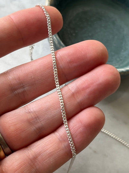 Cadena de plata  45cm mini grumet