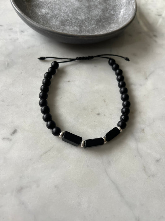 Pulsera onix negro Tríada de Fuerza