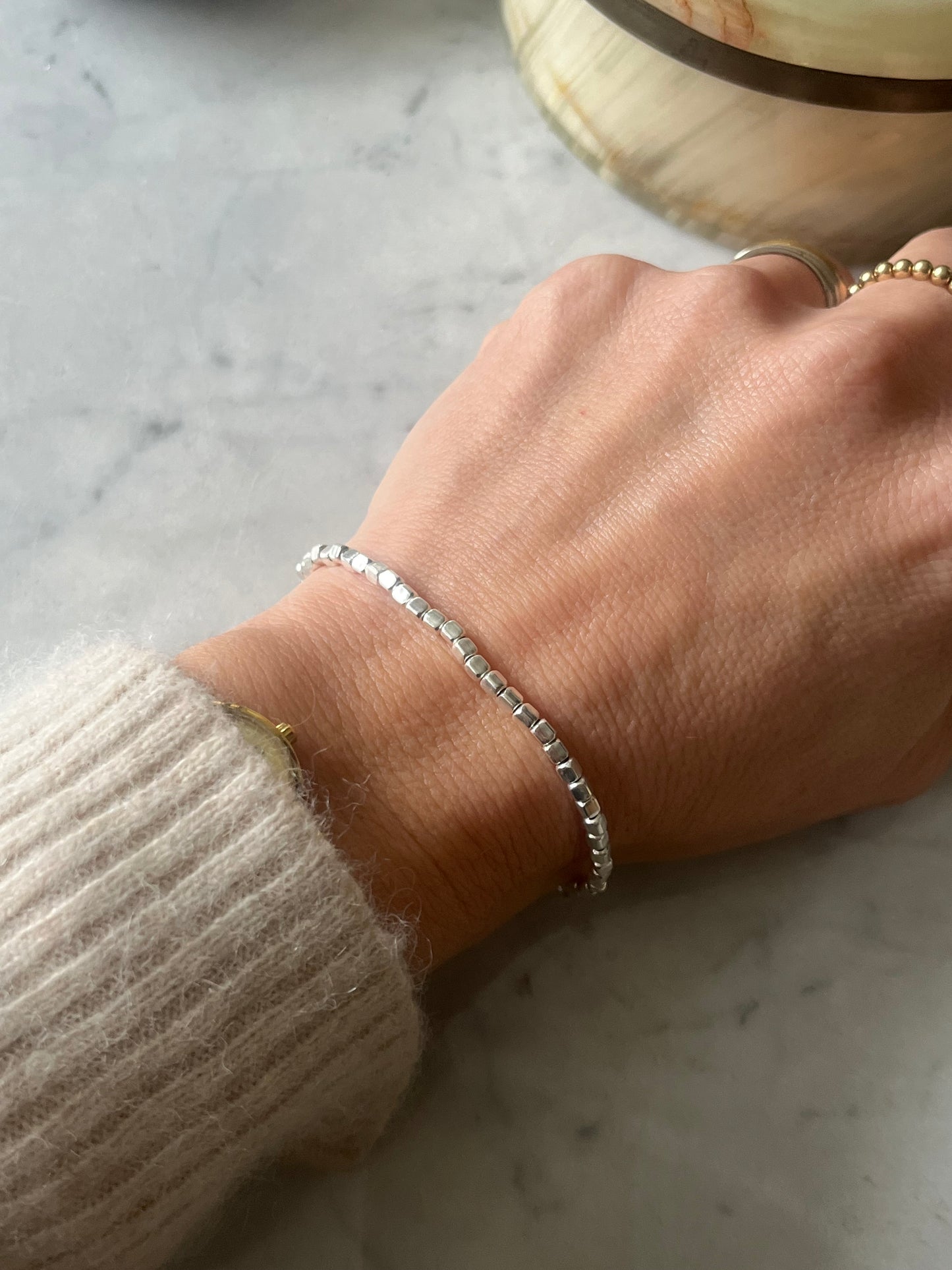 Pulsera mostacilla plata
