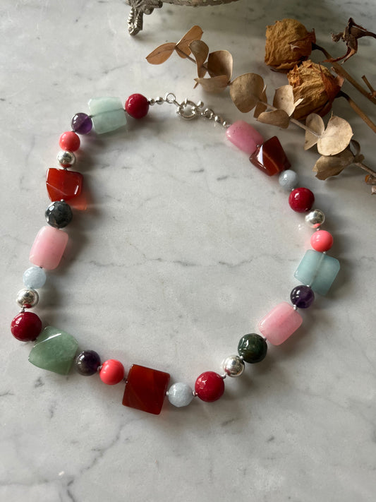 Collar Armonía de Piedras