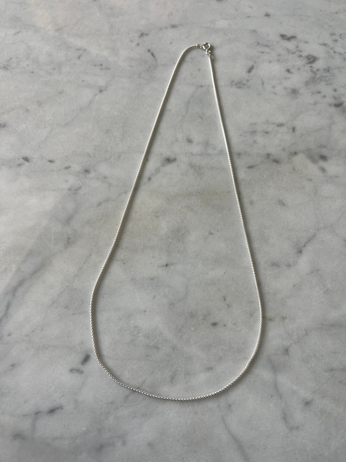 Cadena espuma de plata – Ana Diseño