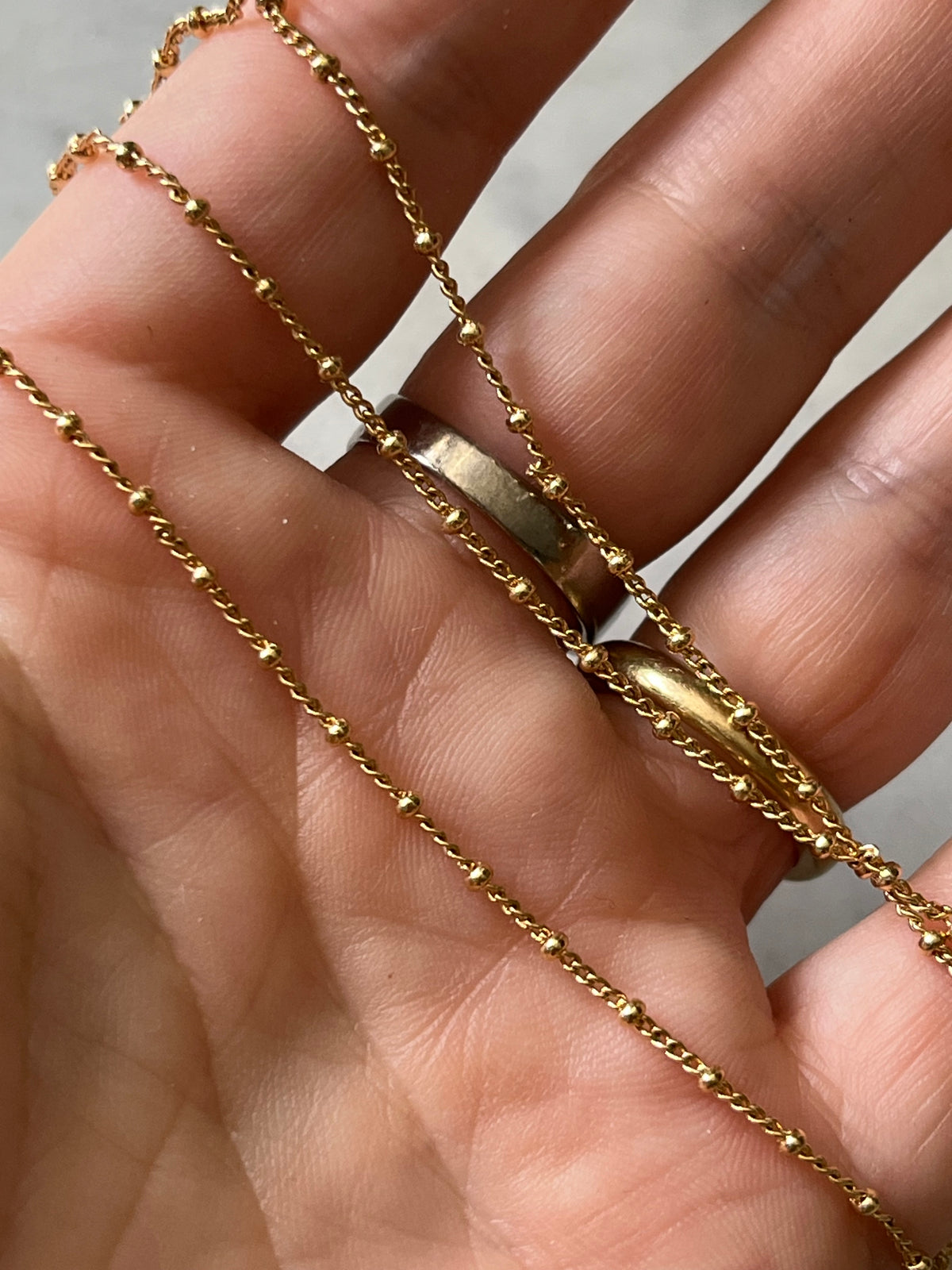 Cadena baño de oro 24k bolita cuerda 45 cm – Ana Diseño (foto 2)