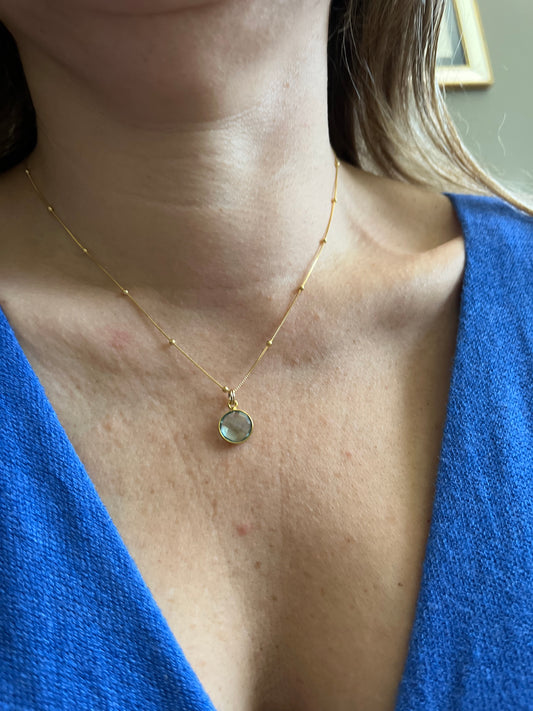 Cadena 45cm veneciana bolitas  baño oro 24k