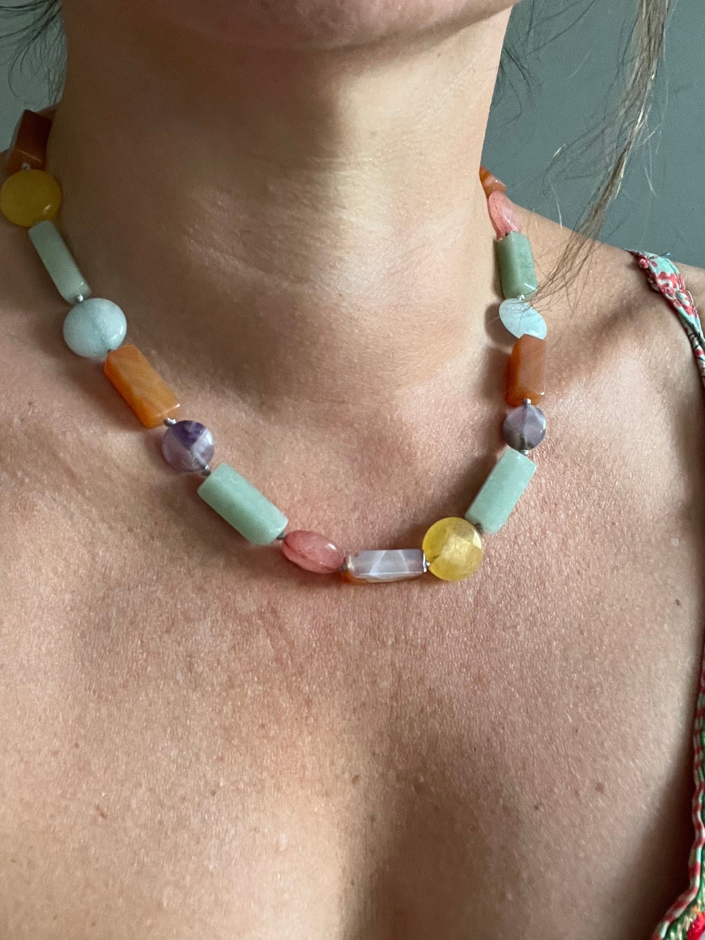 Collar piedras