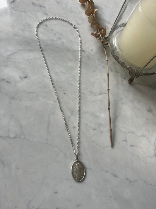 Cadena 60cm plata (sin virgen)