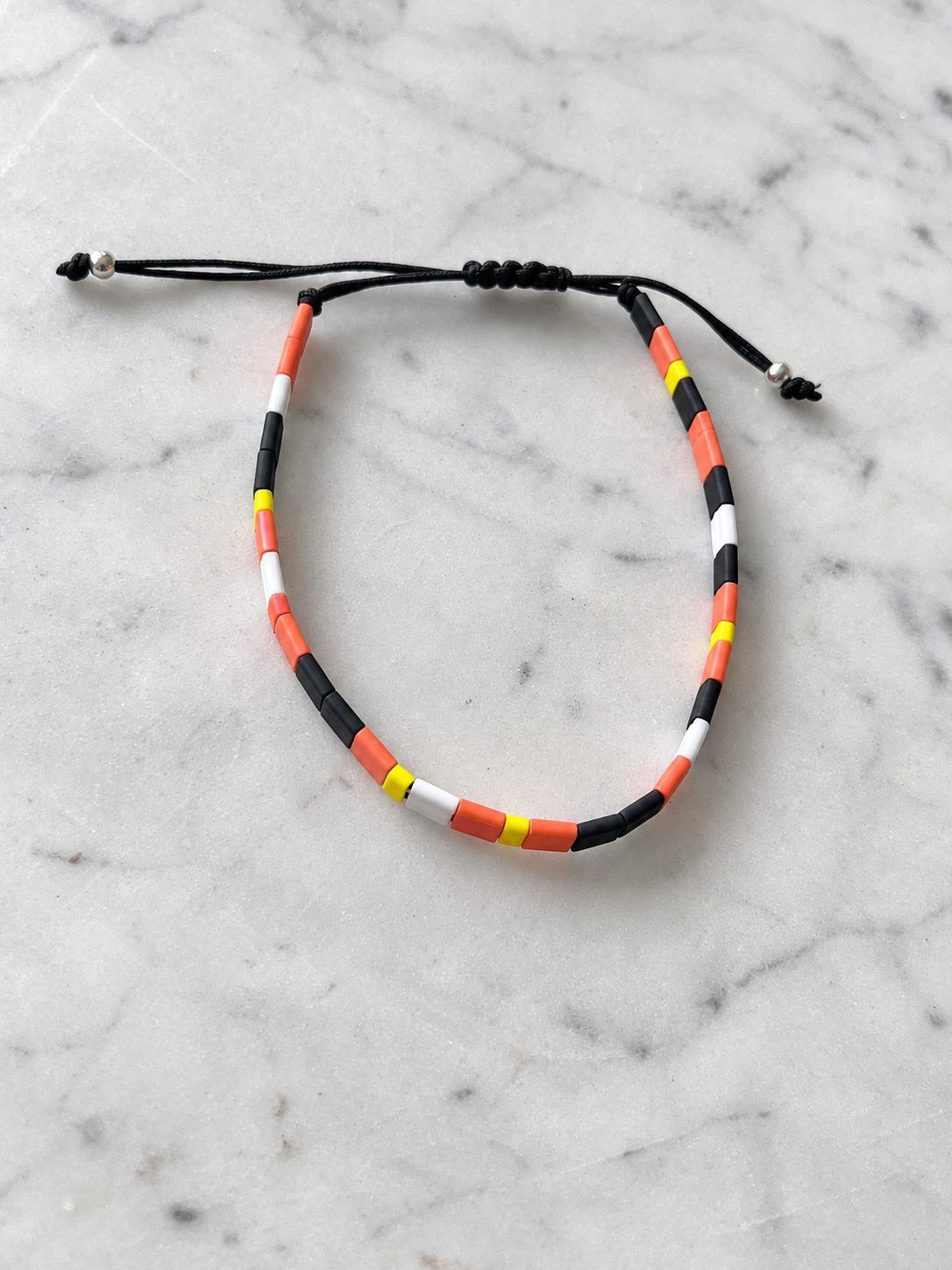 Pulsera cristales japoneses inspirada en Cobreloa – Ana Diseño (foto 3)