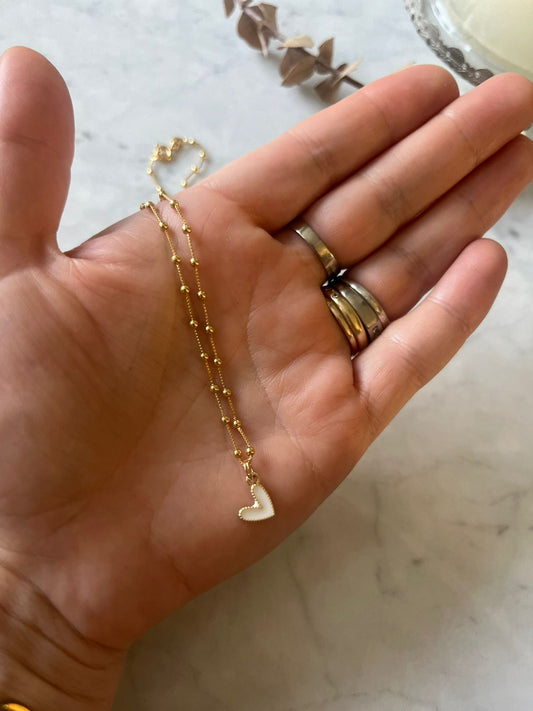 Cadena baño de oro de 24k, con colgante de corazón blanco, largo de 45cm