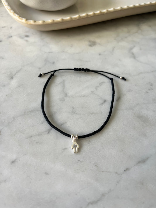Pulsera de hilo Cruz de Fe