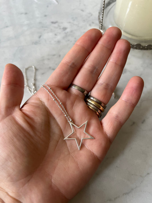 ⭐ Dije Estrella Calada de Plata