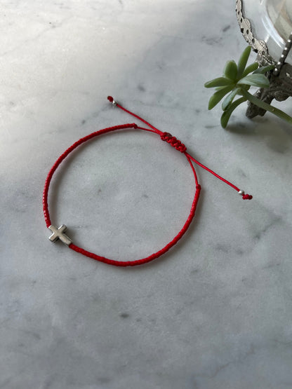 Pulsera hilo rojo Camino de Luz – Ana Diseño