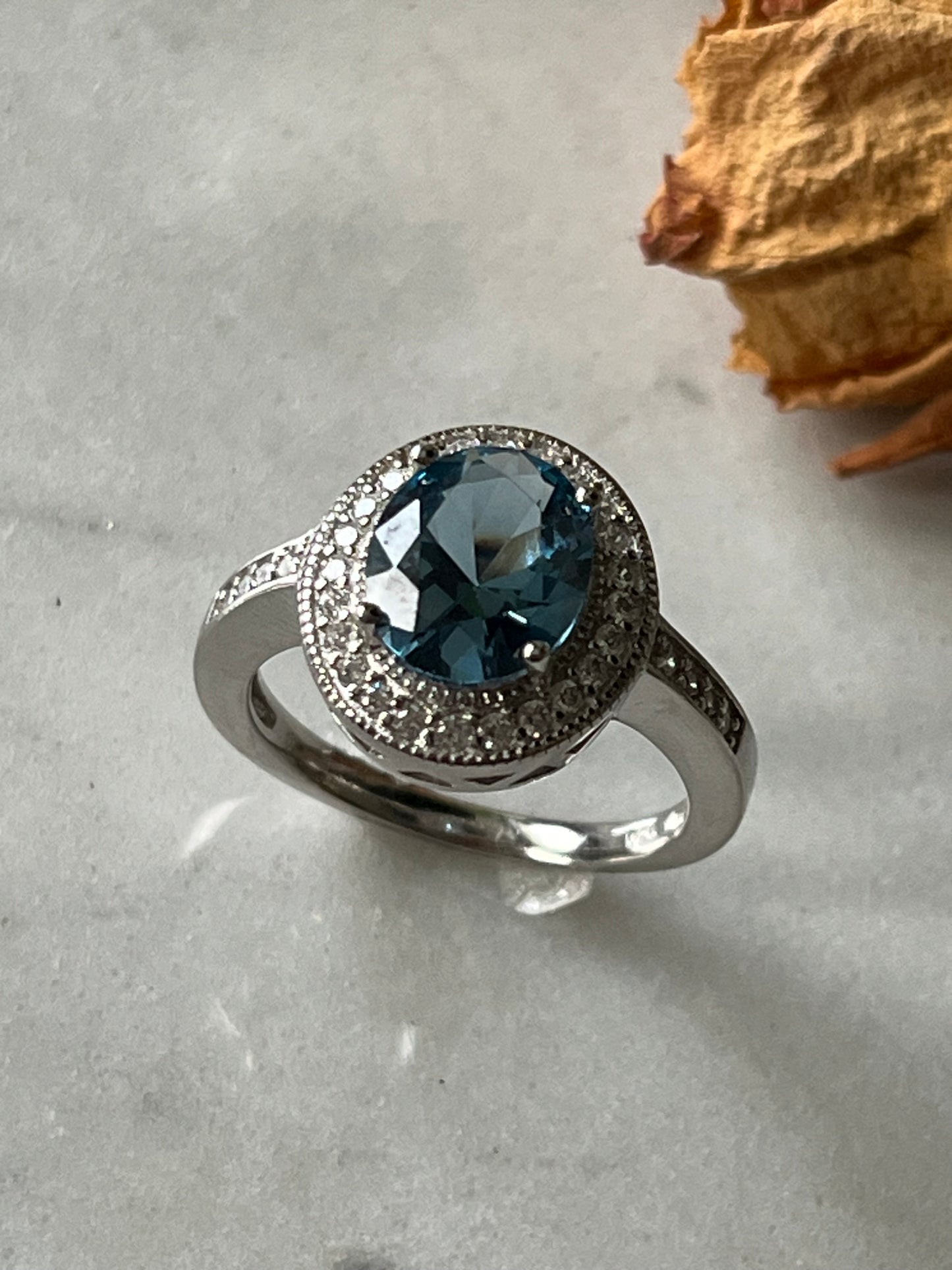 Anillo 💍 Halo número 15