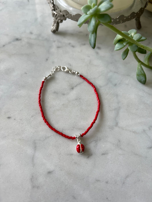 Pulsera Roja de Protección con Chinita en Plata 925  broche