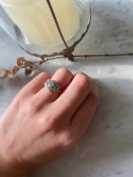 Anillo vintage de plata con circones 💎✨