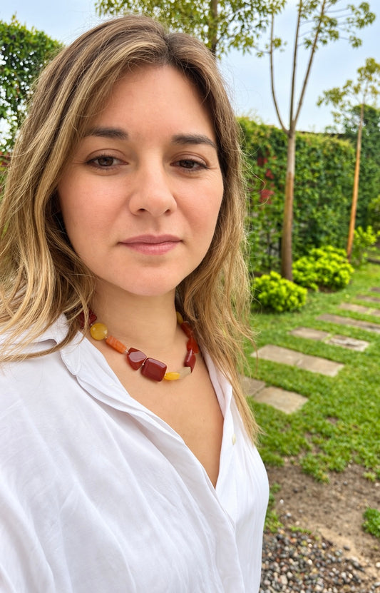 Collar piedras café