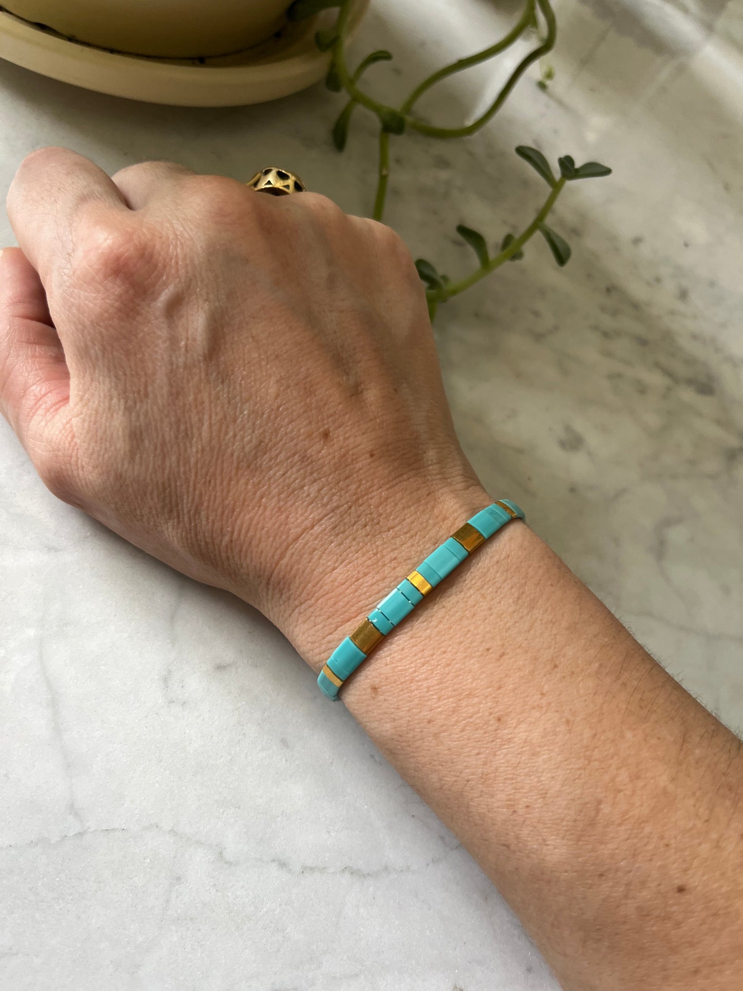 ✨ Pulsera Golden Aqua
