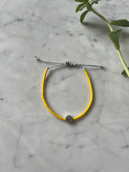 🌞 Pulsera Amarilla Sonriente