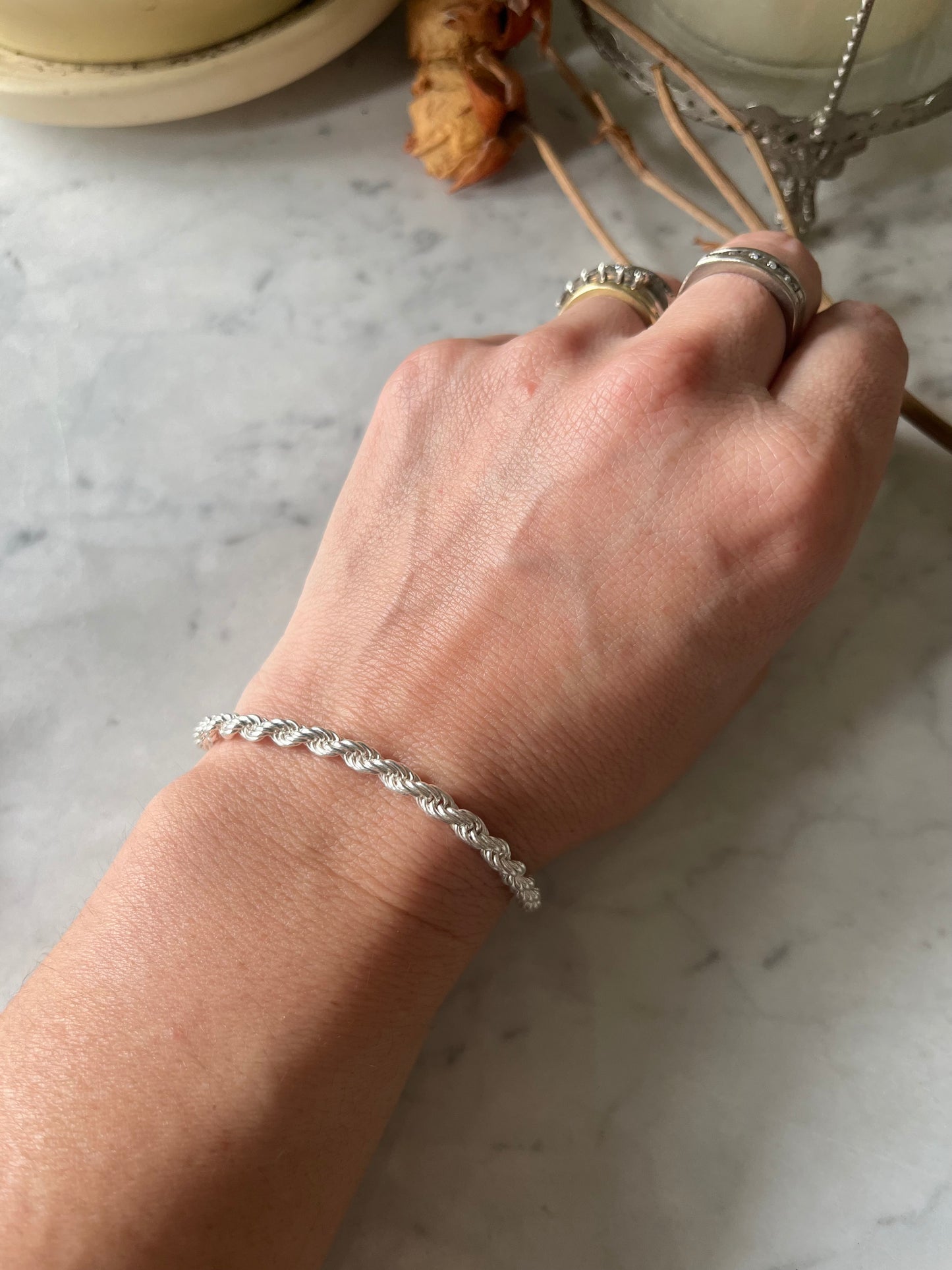 Pulsera cuerda de plata