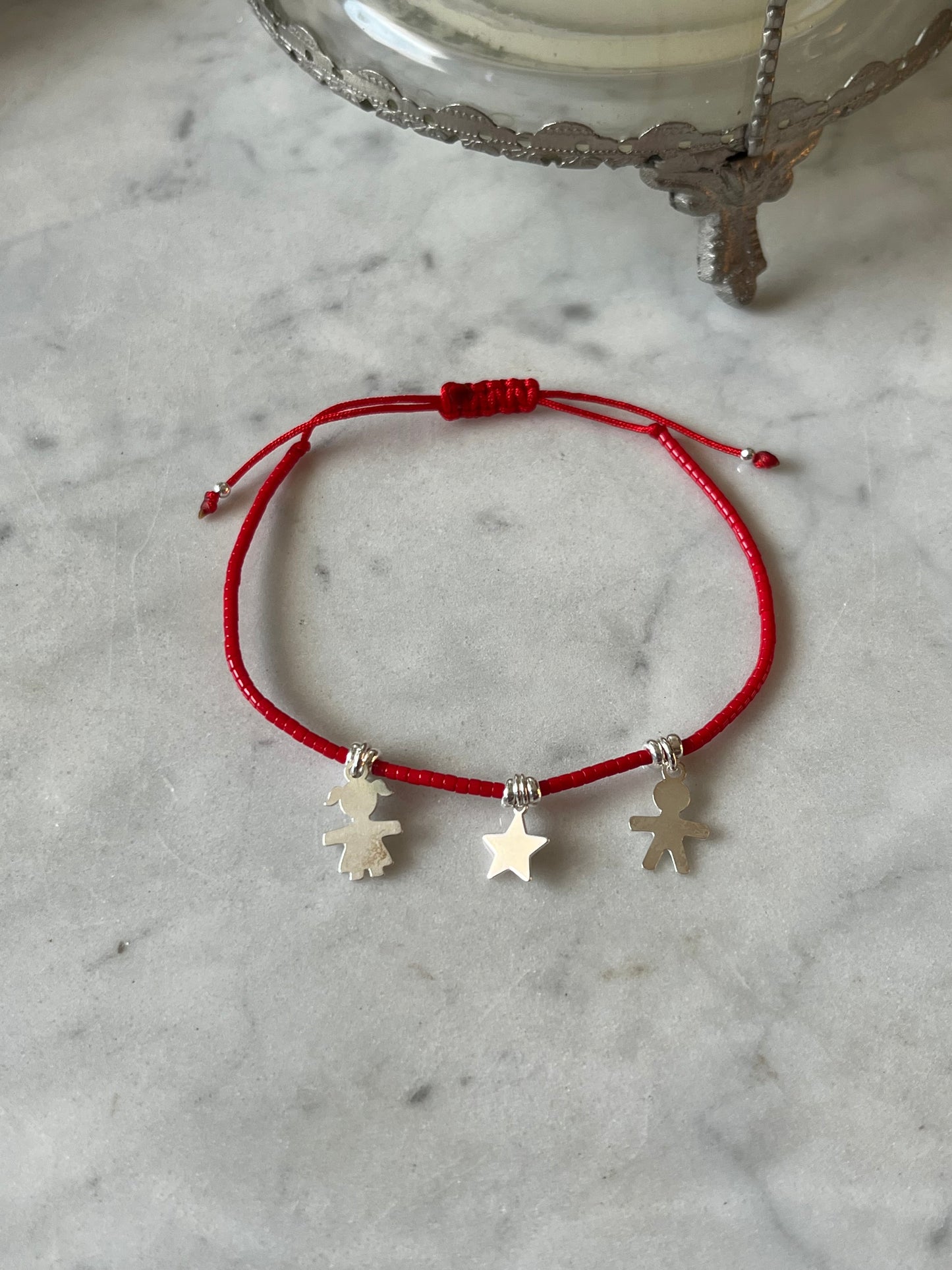 Pulsera hilo rojo Bajo la Misma Estrella