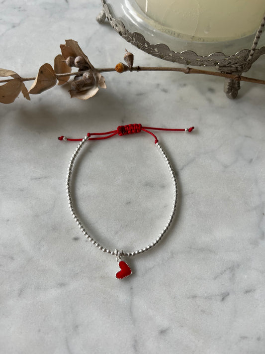 Pulsera Hilo Rojo Corazon rojo bolitas plata
