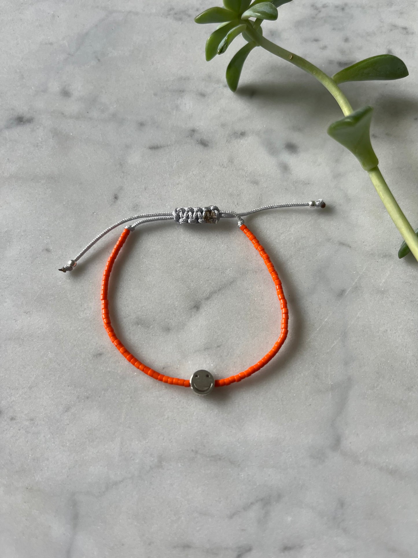 🧡 Pulsera Naranja Sonriente