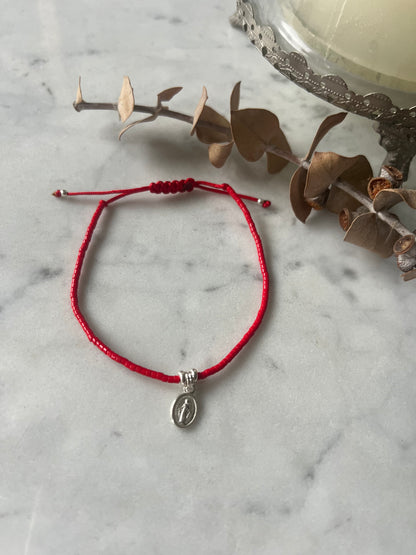 Pulsera hilo rojo virgen de los rayos