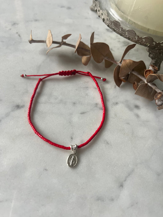 Pulsera hilo rojo virgen de los rayos