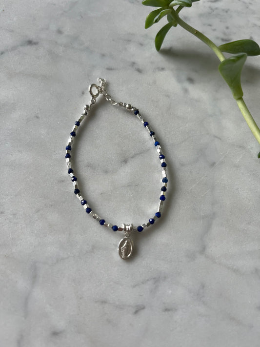 💙 Pulsera Lapislázuli con Virgen de los Rayos