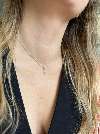 Mini cruz circones plata