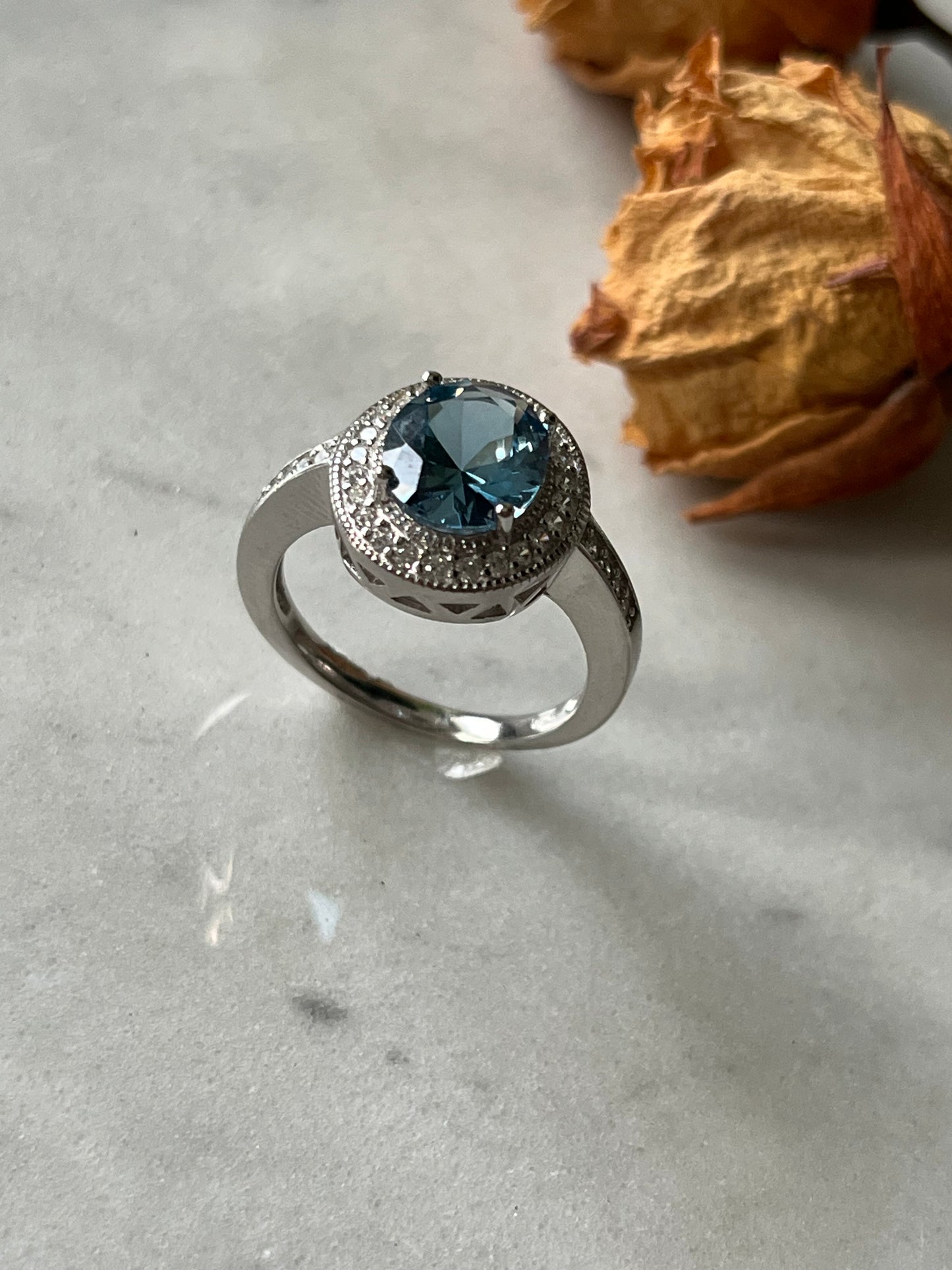 Anillo 💍 Halo número 15